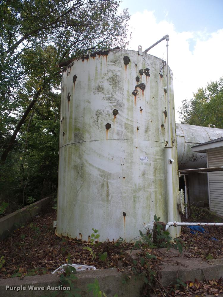 image for item DD2092 Fuel pump and tank system