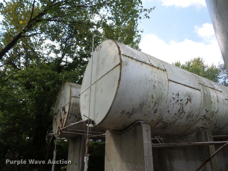 image for item DD2092 Fuel pump and tank system