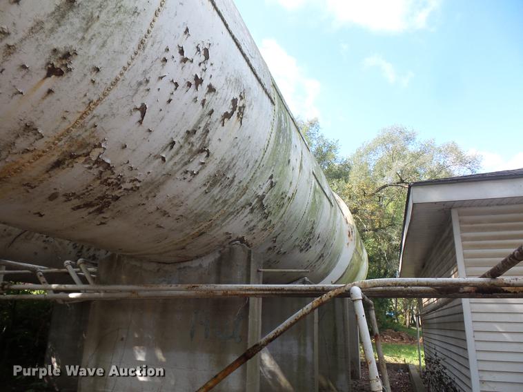 image for item DD2092 Fuel pump and tank system