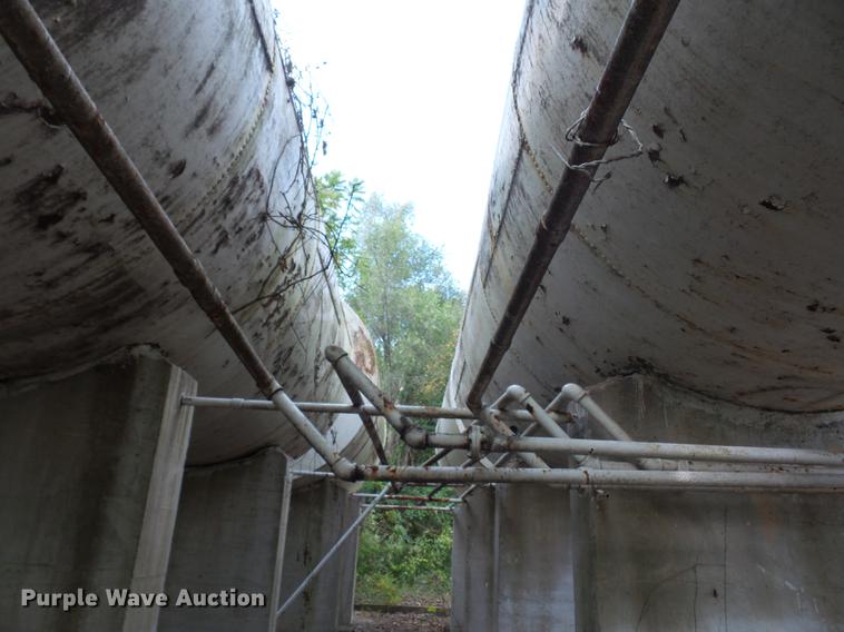 image for item DD2092 Fuel pump and tank system