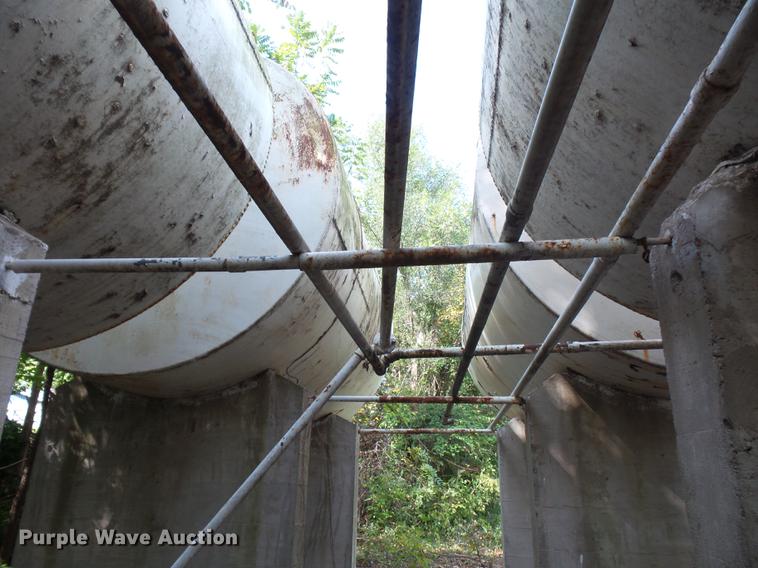 image for item DD2092 Fuel pump and tank system