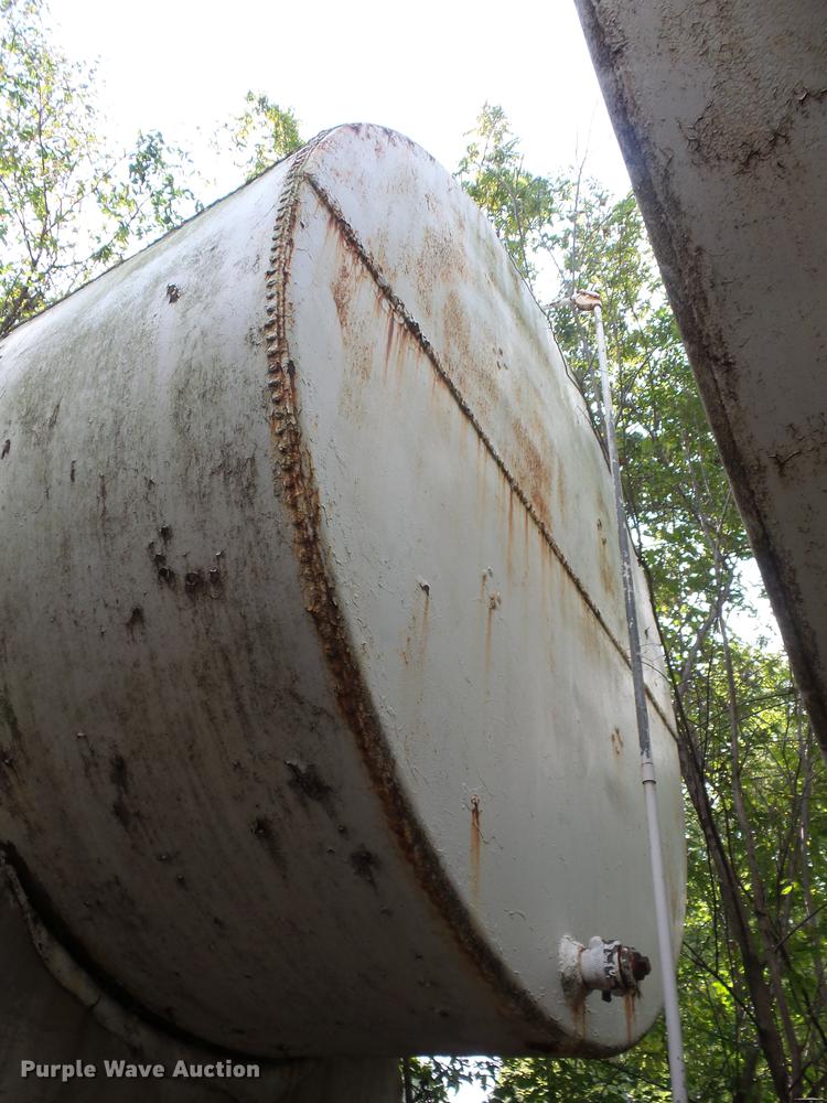 image for item DD2092 Fuel pump and tank system