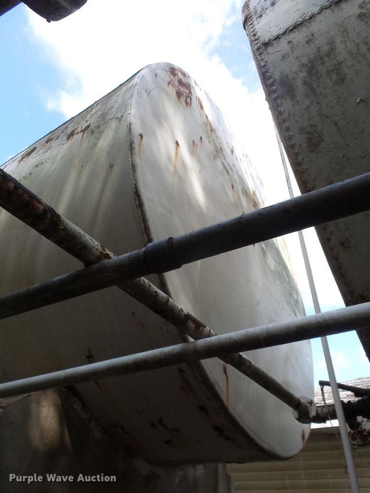 image for item DD2092 Fuel pump and tank system