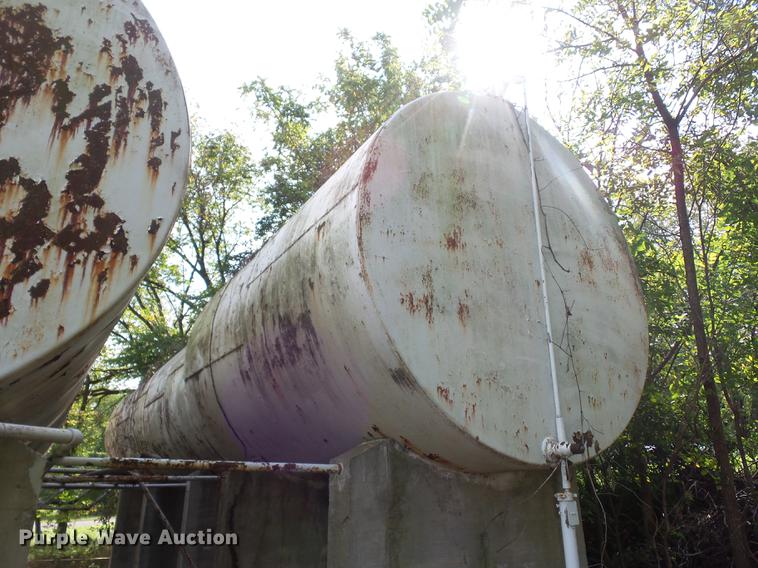 image for item DD2092 Fuel pump and tank system