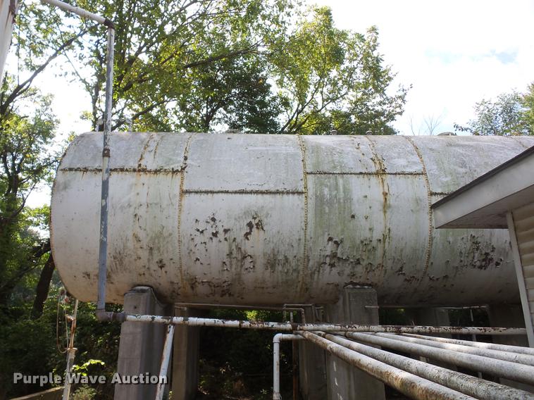 image for item DD2092 Fuel pump and tank system