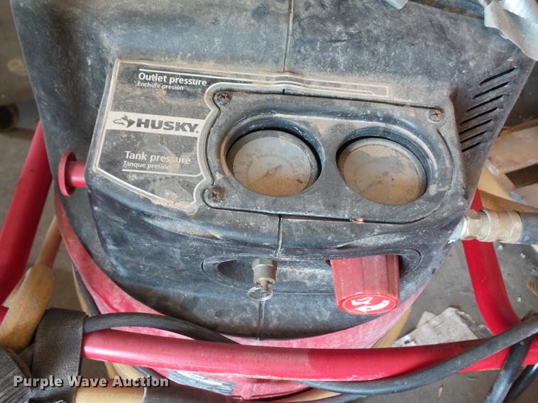 image for item DD2203 Husky air compressor