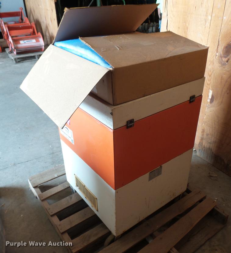 image for item DD2205 Kemper filter master frame extractor