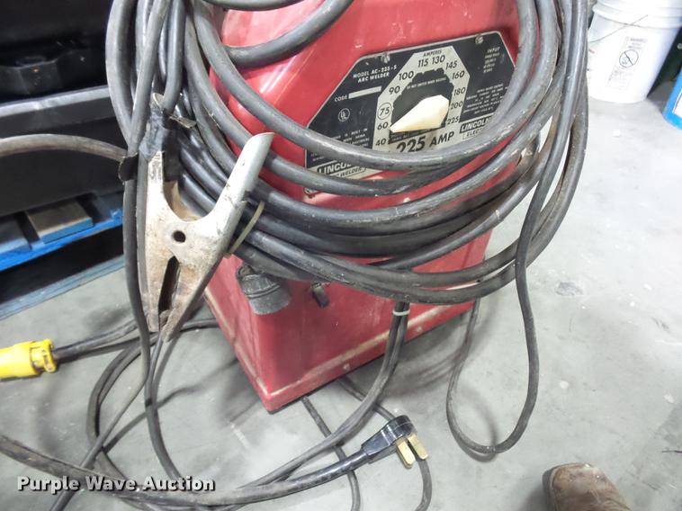 image for item DD2212 Lincoln AC arc welder