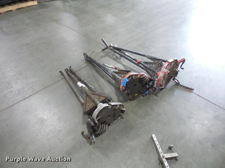 image for item DD2214 (3) Ridgid tripod stands