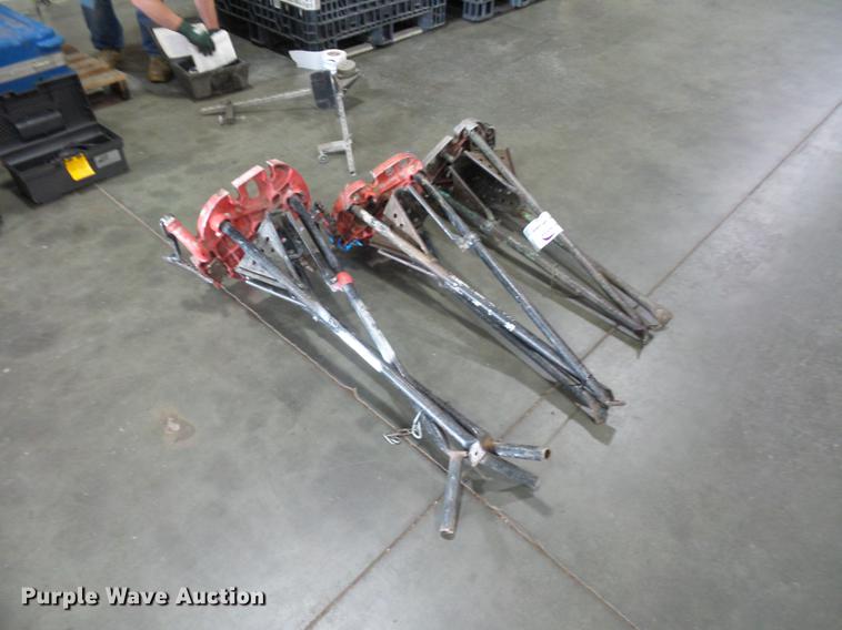 image for item DD2214 (3) Ridgid tripod stands