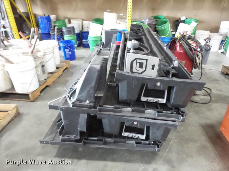 image for item DD2217 Deeked toolbox