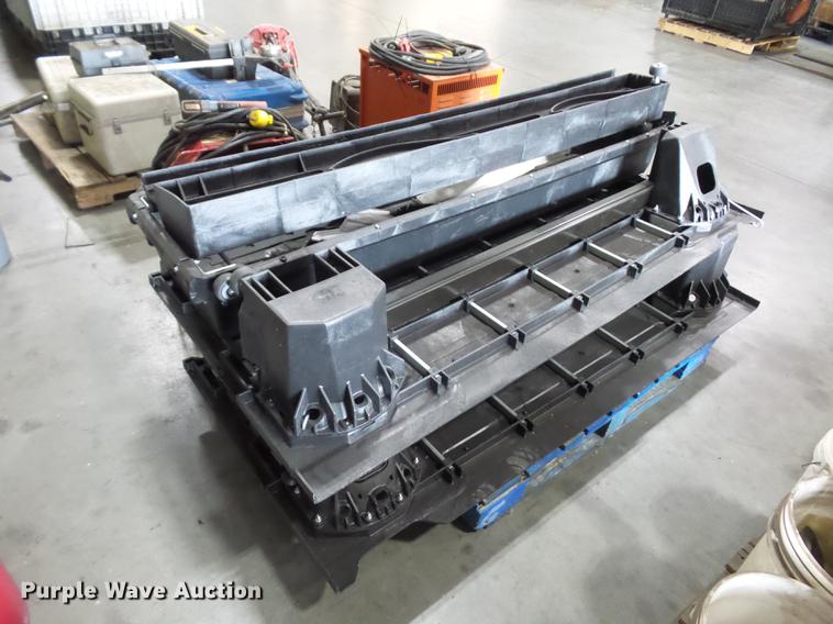 image for item DD2217 Deeked toolbox