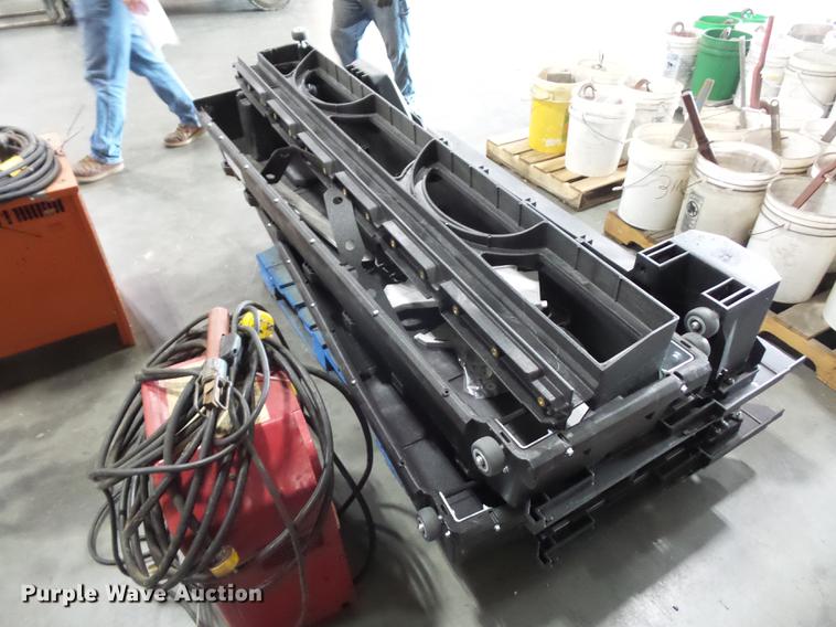 image for item DD2217 Deeked toolbox