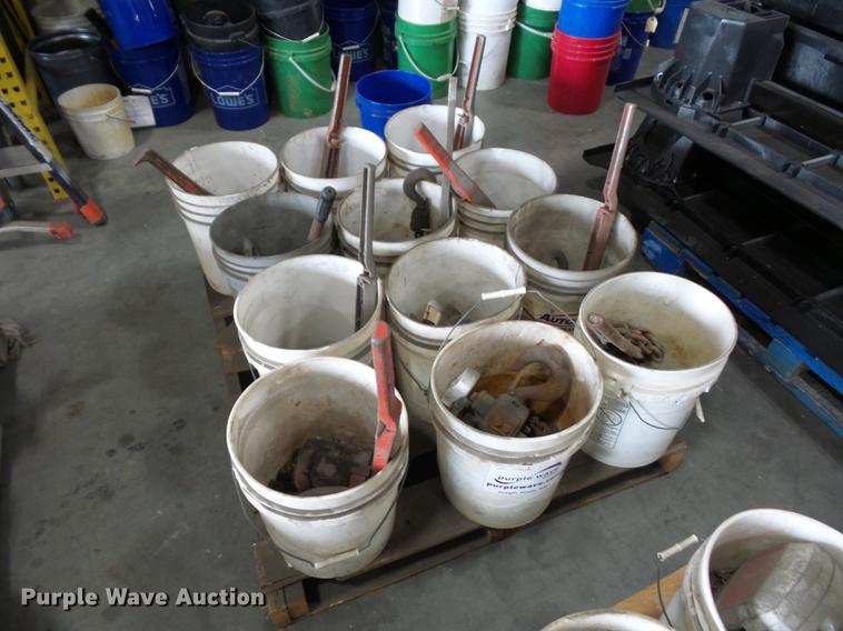 image for item DD2218 (12) chain come-a-longs