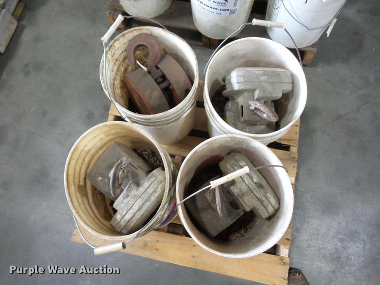 image for item DD2219 (4) chain hoists