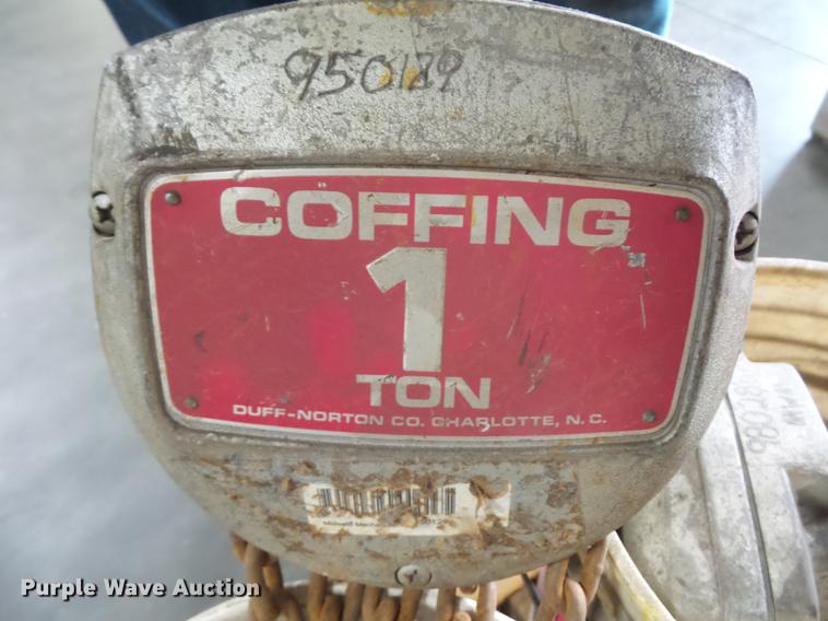 image for item DD2219 (4) chain hoists