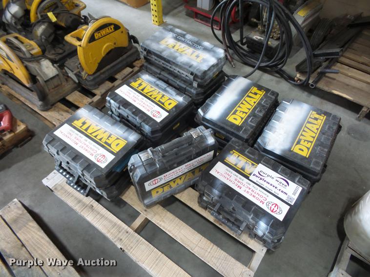 image for item DD2222 (14) DeWalt hammer drills