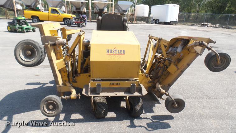 image for item DE9729 Hustler 4600 lawn mower