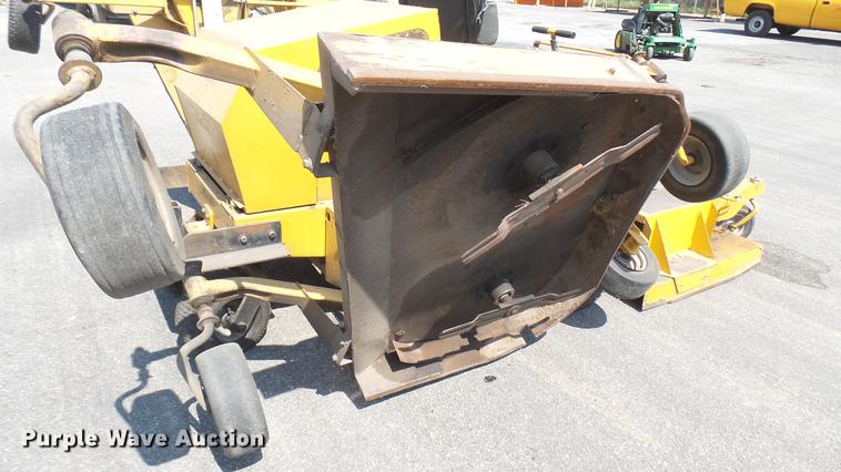 image for item DE9729 Hustler 4600 lawn mower