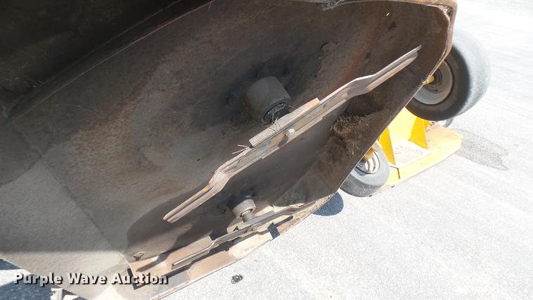 image for item DE9729 Hustler 4600 lawn mower