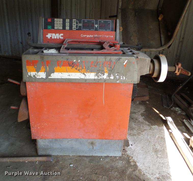 image for item DG9992 FMC 5800-1 wheel balancer