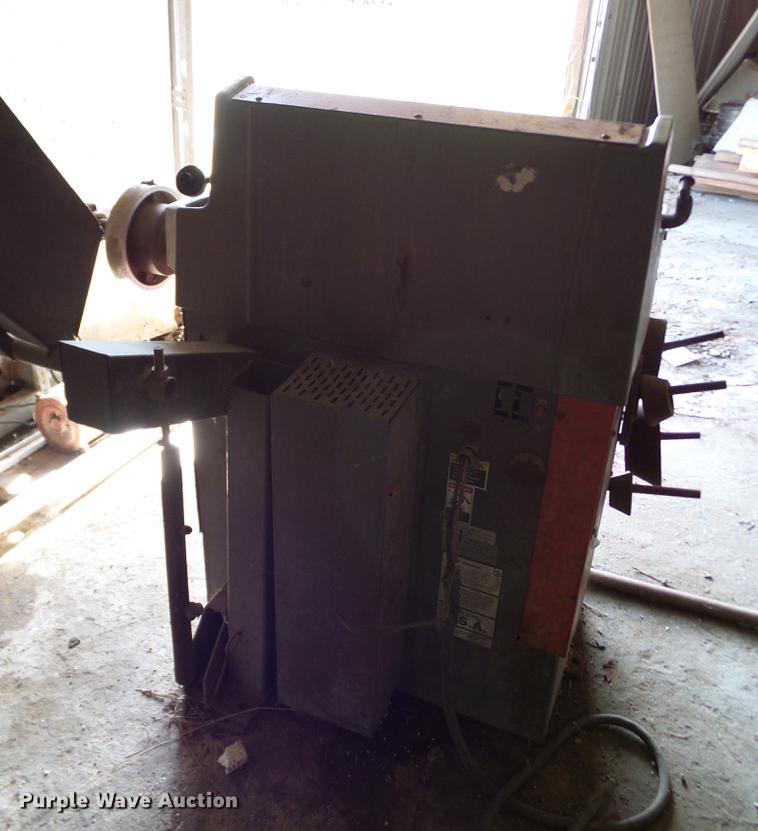 image for item DG9992 FMC 5800-1 wheel balancer