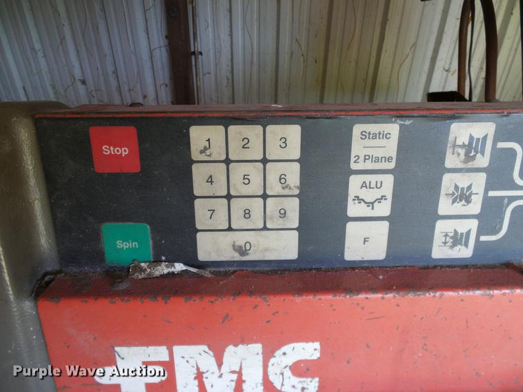 image for item DG9992 FMC 5800-1 wheel balancer