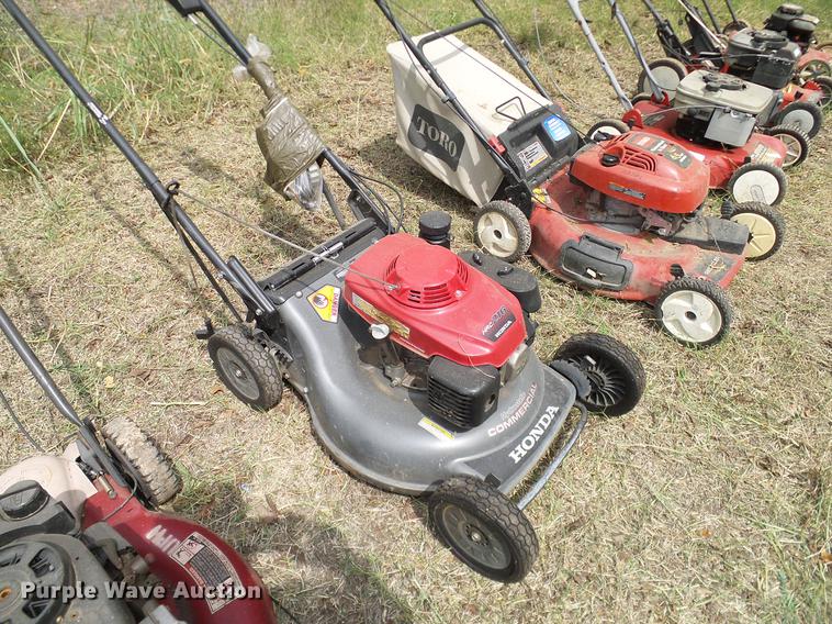 image for item DG9997 (7) push mowers