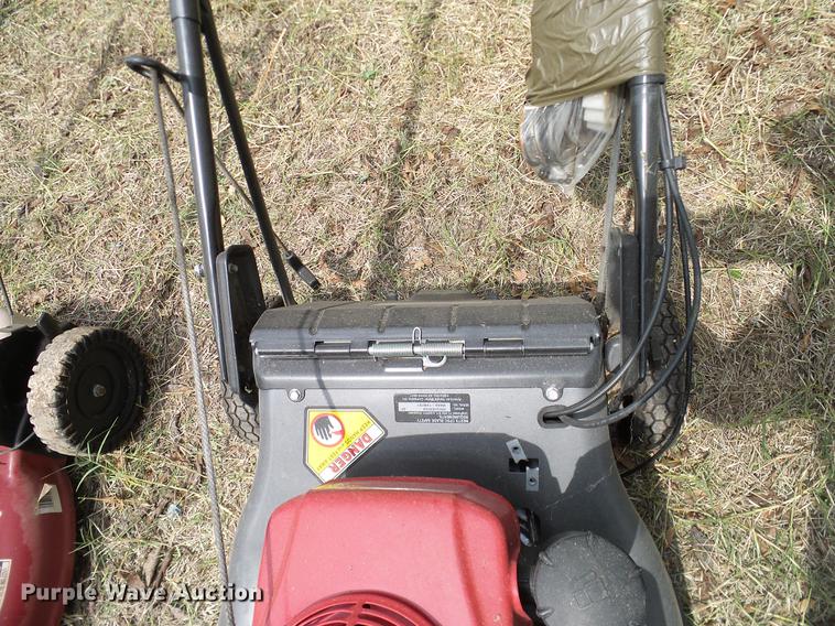 image for item DG9997 (7) push mowers