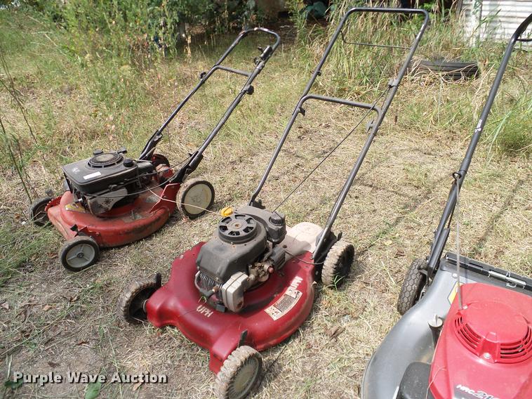 image for item DG9997 (7) push mowers