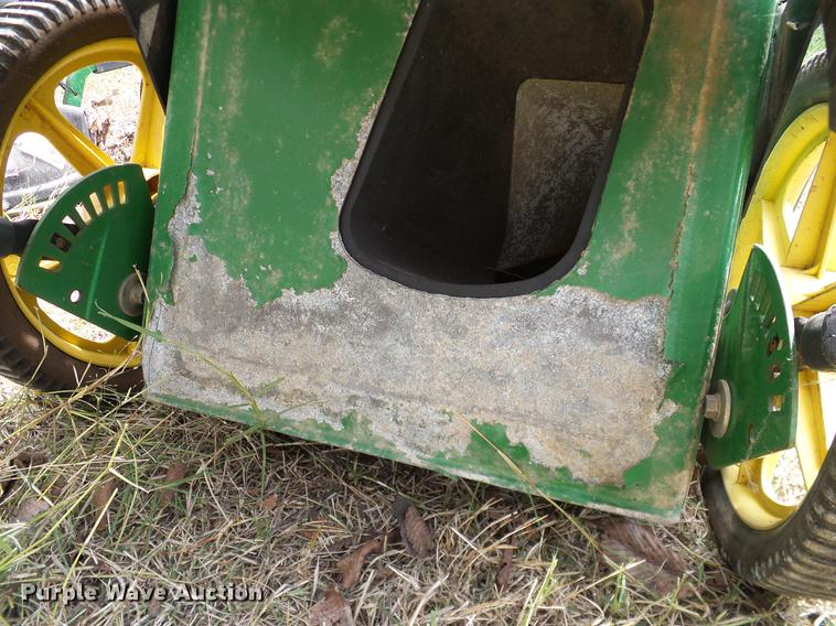 image for item DG9998 (5) John Deere push mowers