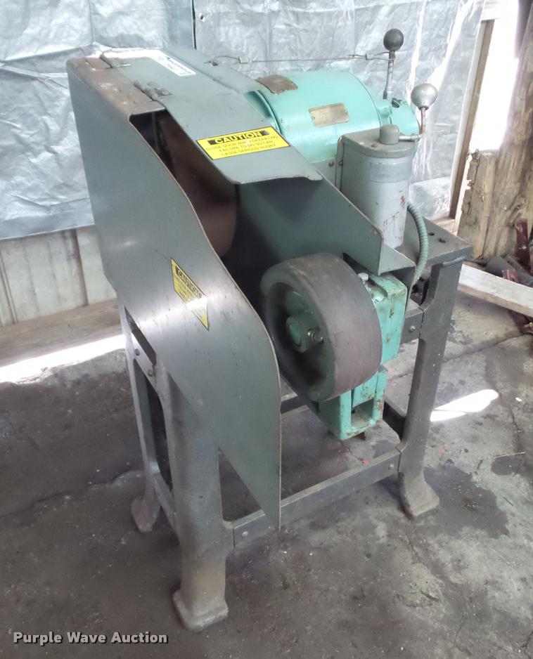 image for item DH9437 Crozier belt sander