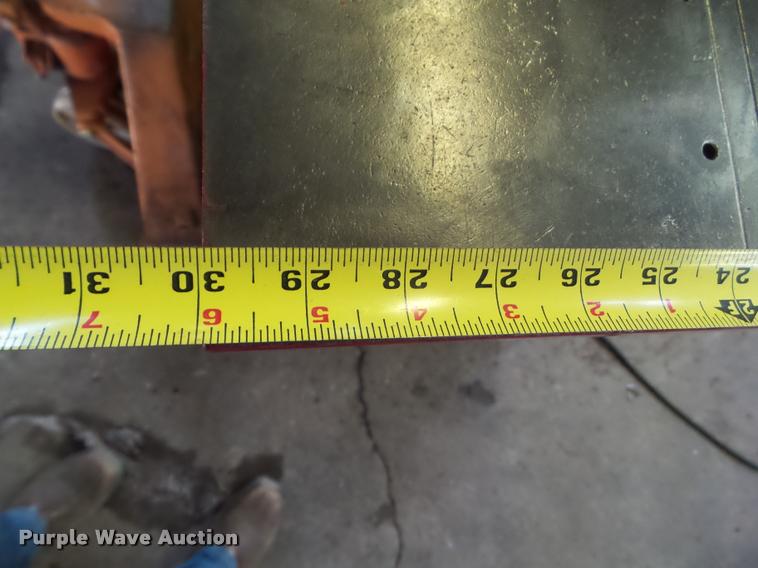 image for item DH9439 Edwards Jaws IV iron worker