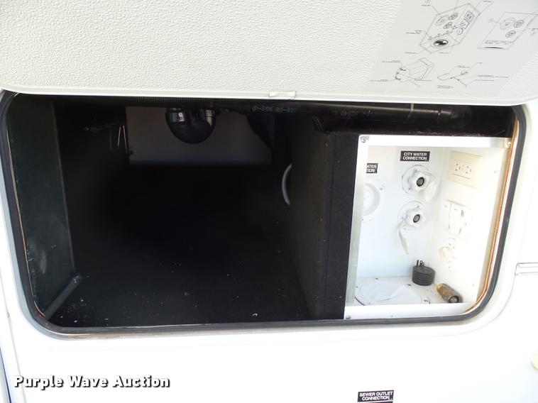 image for item DH9712 2011 Heartland Sundance camper