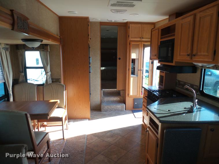 image for item DH9712 2011 Heartland Sundance camper