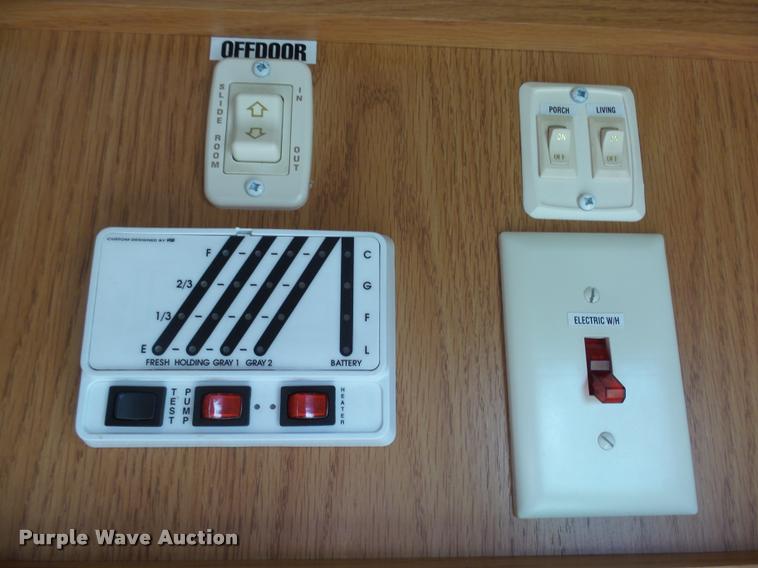 image for item DH9712 2011 Heartland Sundance camper