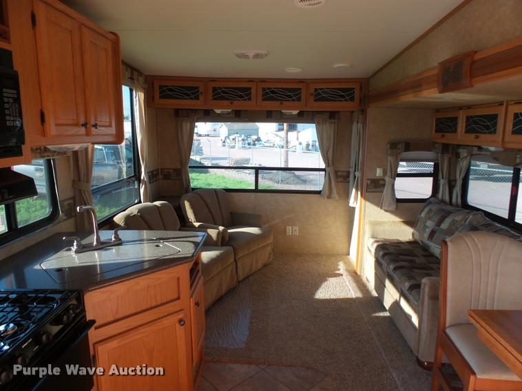 image for item DH9712 2011 Heartland Sundance camper