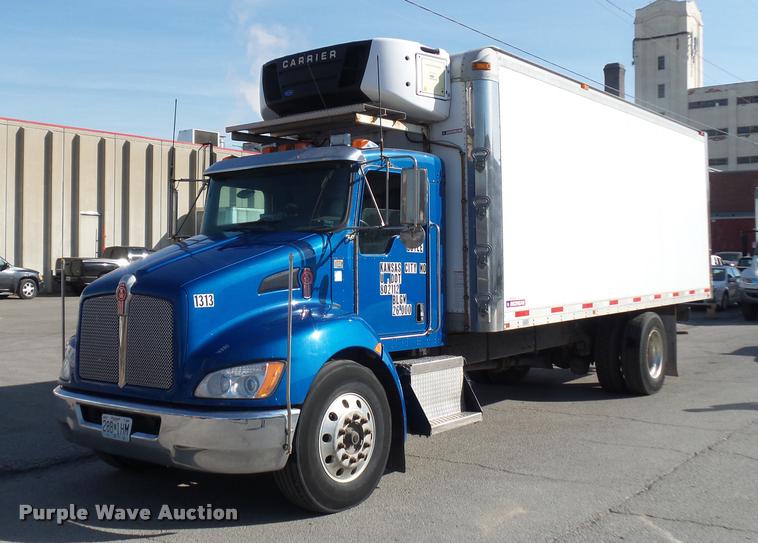image for item DP9202 2009 Kenworth T3 refrigerated box truck