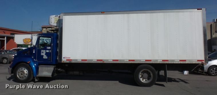 image for item DP9202 2009 Kenworth T3 refrigerated box truck