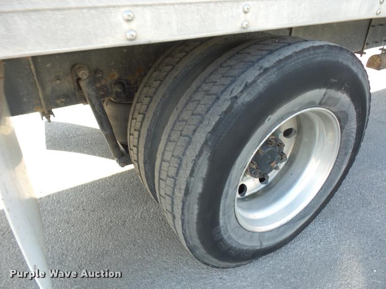 image for item DP9202 2009 Kenworth T3 refrigerated box truck