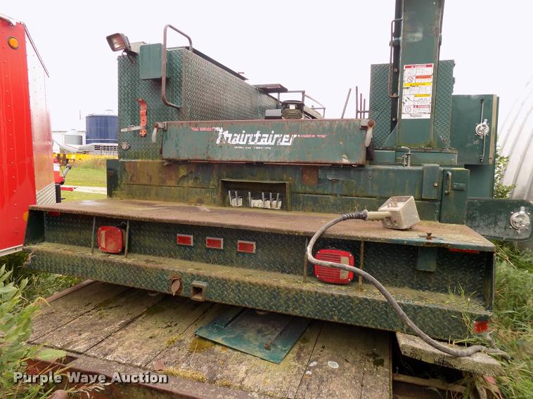 image for item DP9953 Maintainer utility bed with crane