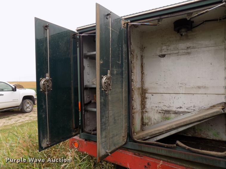 image for item DP9953 Maintainer utility bed with crane