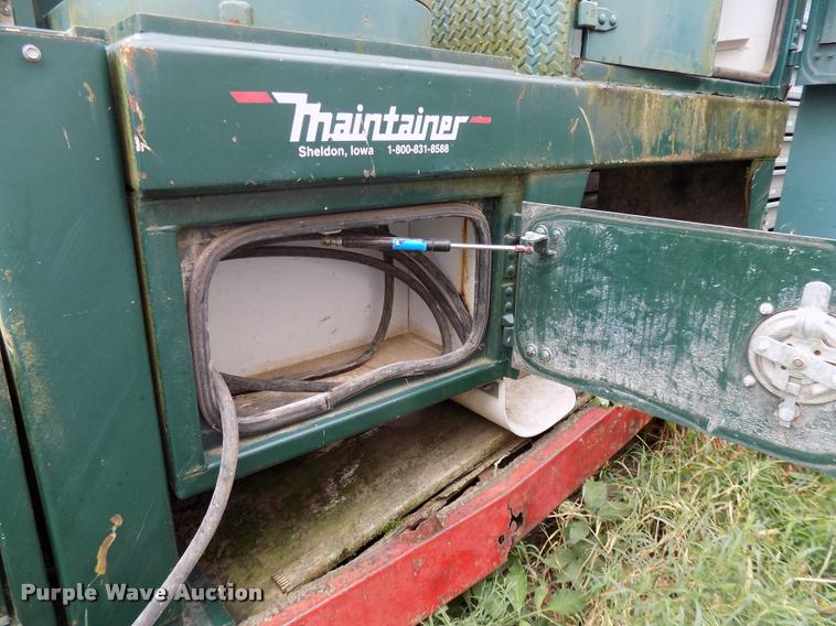 image for item DP9953 Maintainer utility bed with crane