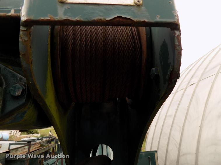 image for item DP9953 Maintainer utility bed with crane