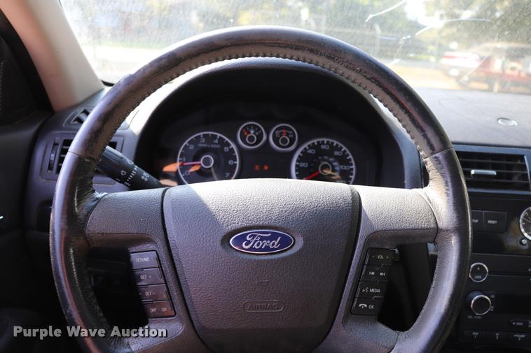 image for item DQ9259 2008 Ford Fusion SEL