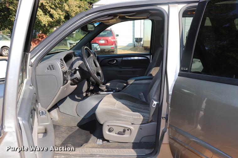 image for item DQ9260 2002 GMC Envoy