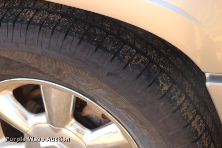 image for item DQ9260 2002 GMC Envoy