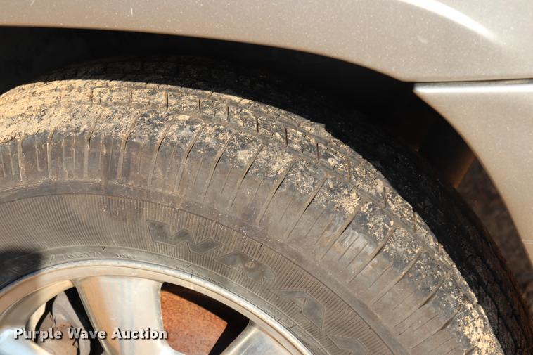 image for item DQ9260 2002 GMC Envoy