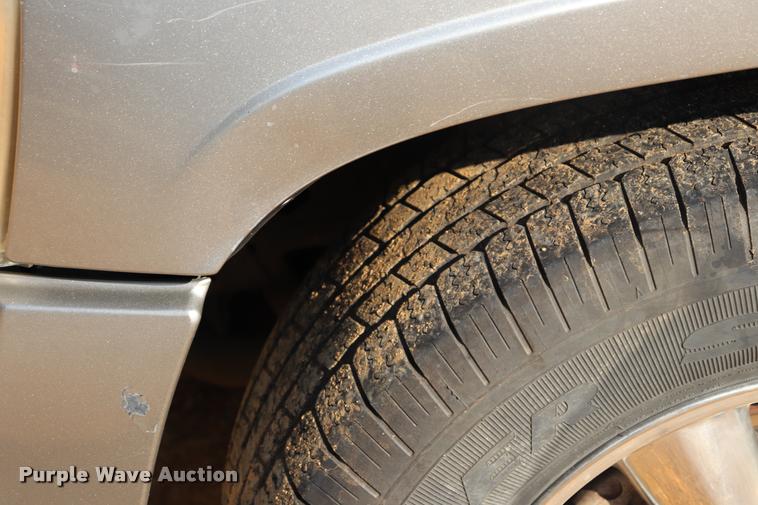 image for item DQ9260 2002 GMC Envoy