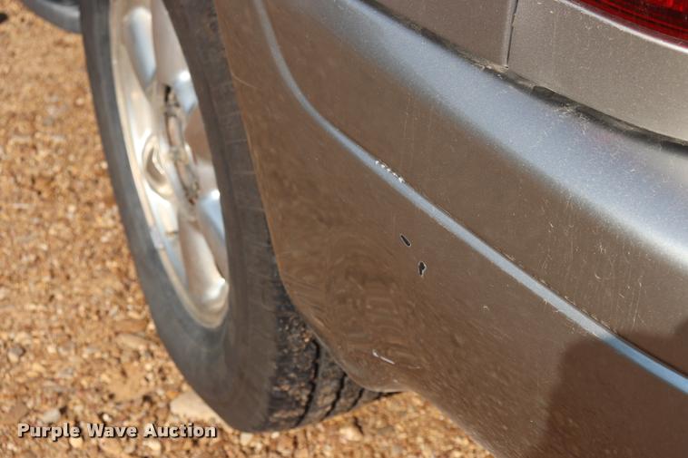 image for item DQ9260 2002 GMC Envoy